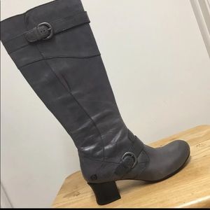Born Tall Boots women size 7 GREY